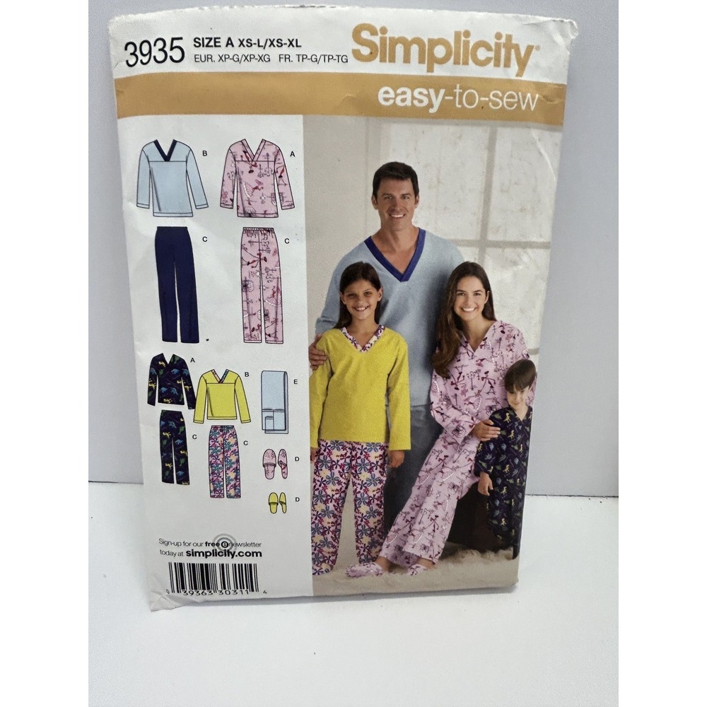 Simplicity 3935 Easy-to-Sew Family Pajamas Loungewear Sewing Pattern Unisex